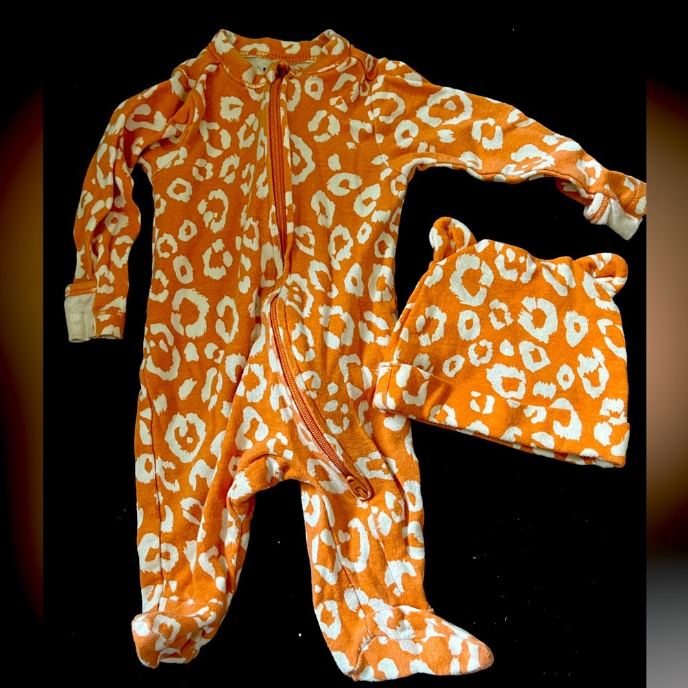 Leopard print baby girl pajamas with matching hat (ears)